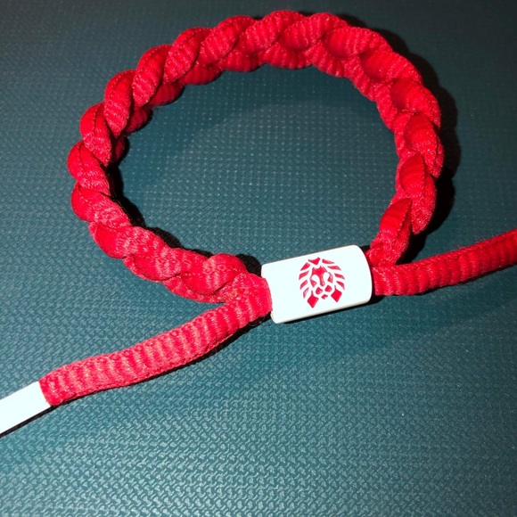 Rastaclat red & white braided bracelet - Picture 2 of 4